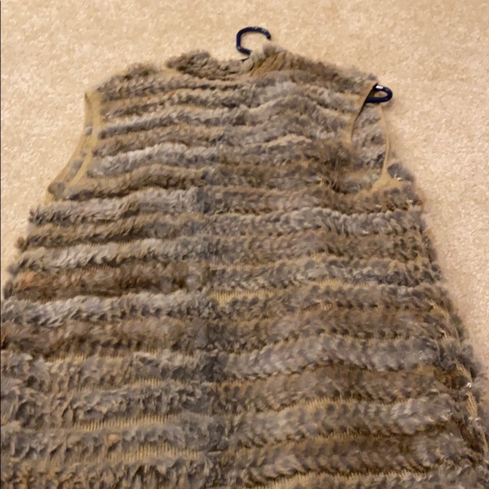 Real Fur Vest. - image 3